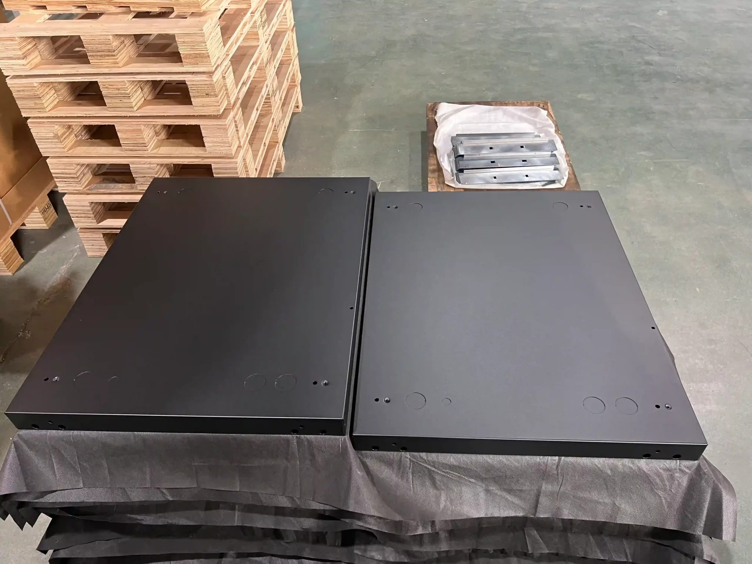 Semi-finished product assembly